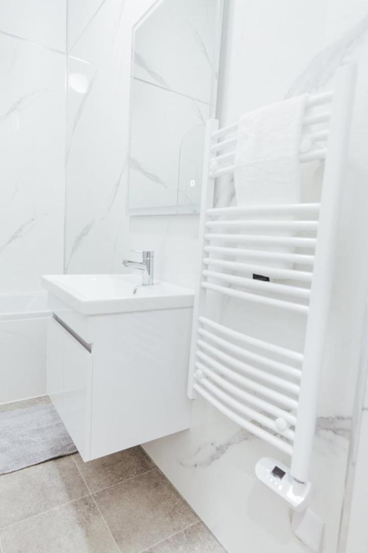 Stylish Comfort In London 핀칠리 외부 사진