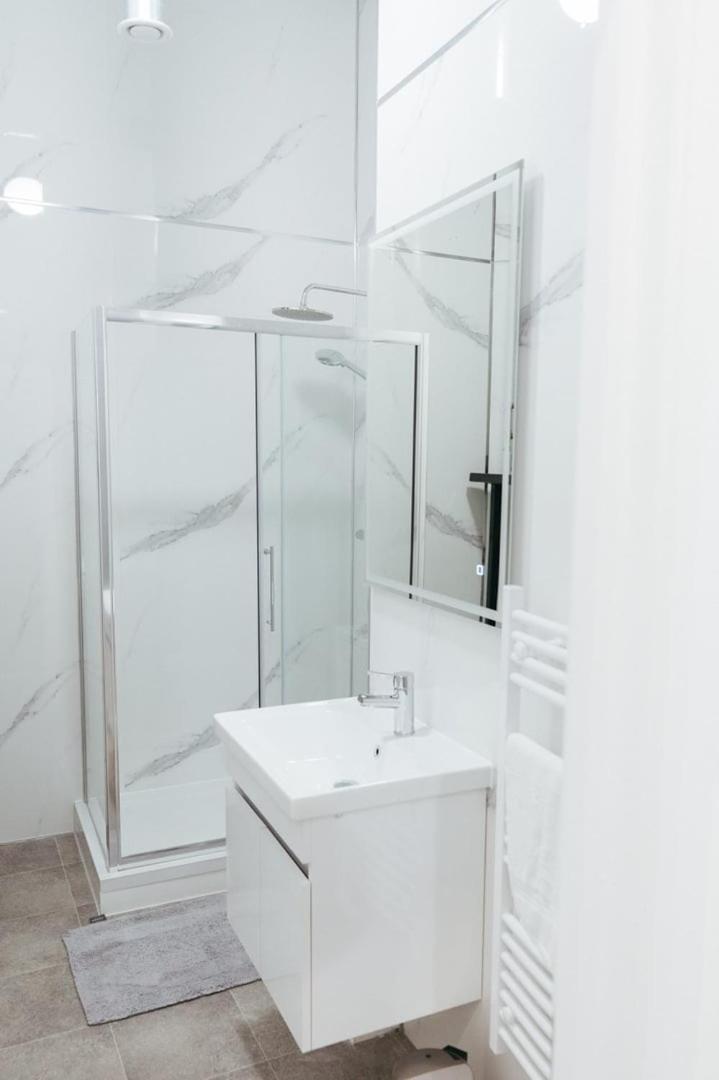 Stylish Comfort In London 핀칠리 외부 사진